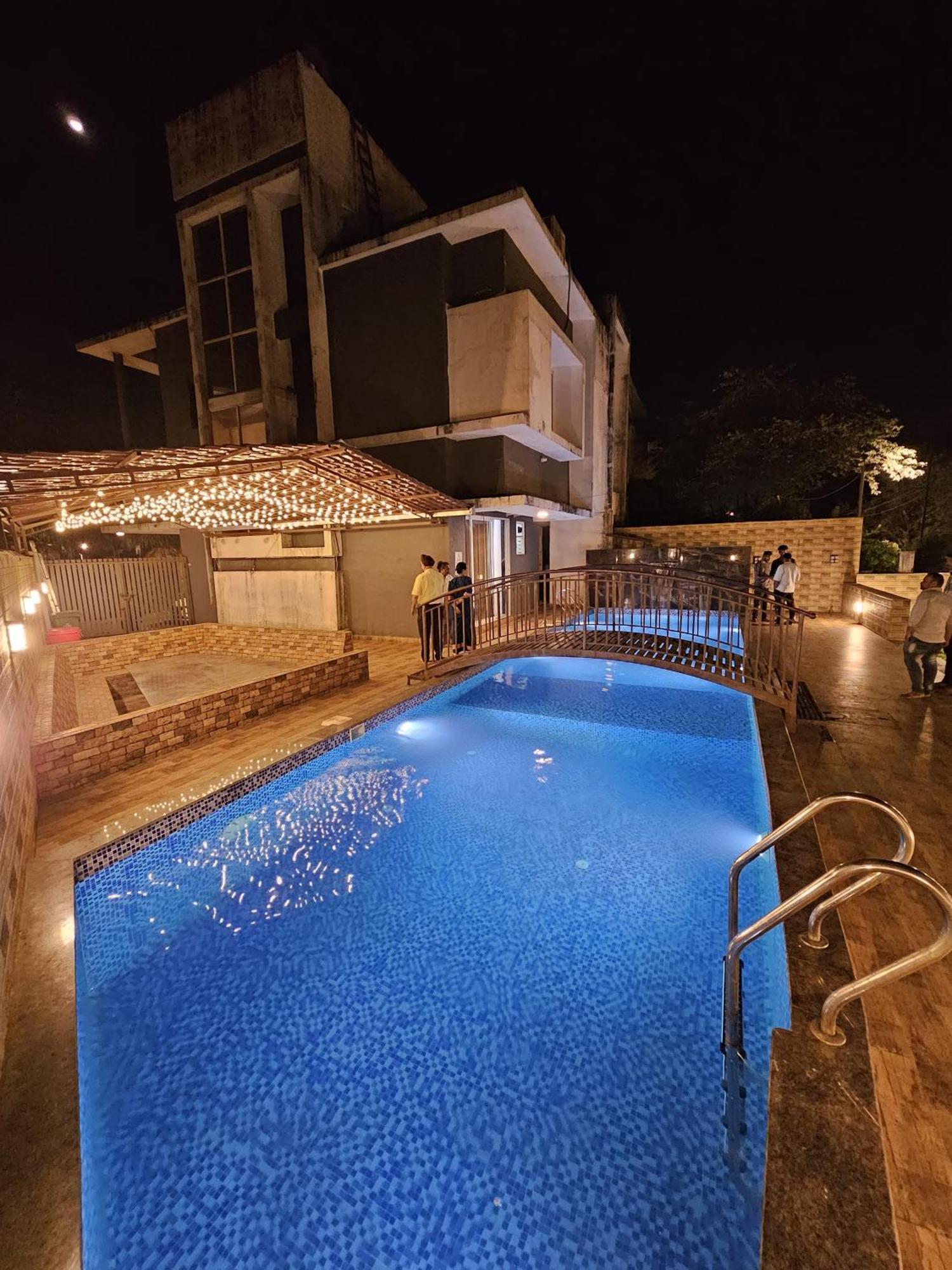 ロナバラ Casa Lolaヴィラ エクステリア 写真