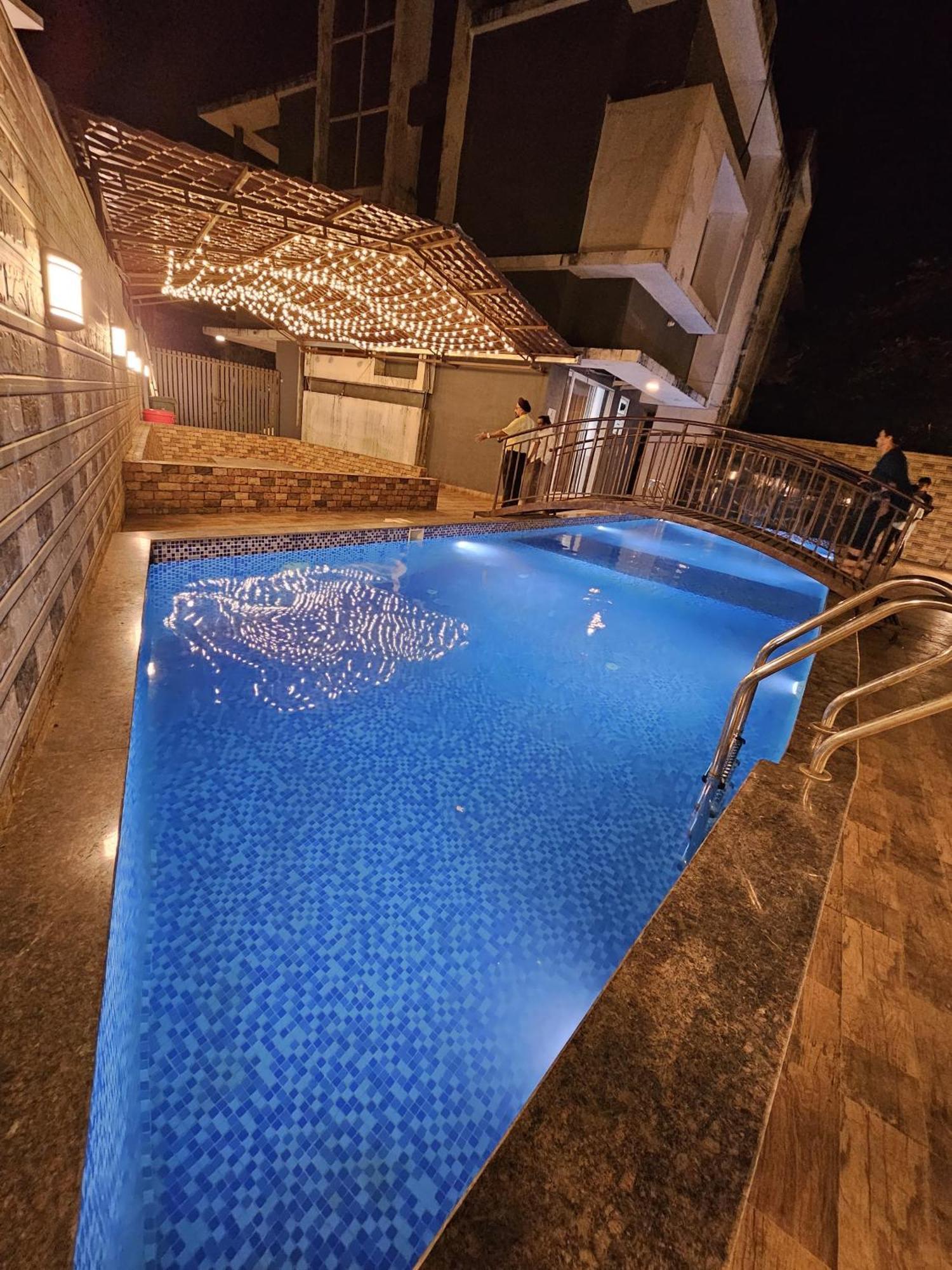 ロナバラ Casa Lolaヴィラ エクステリア 写真