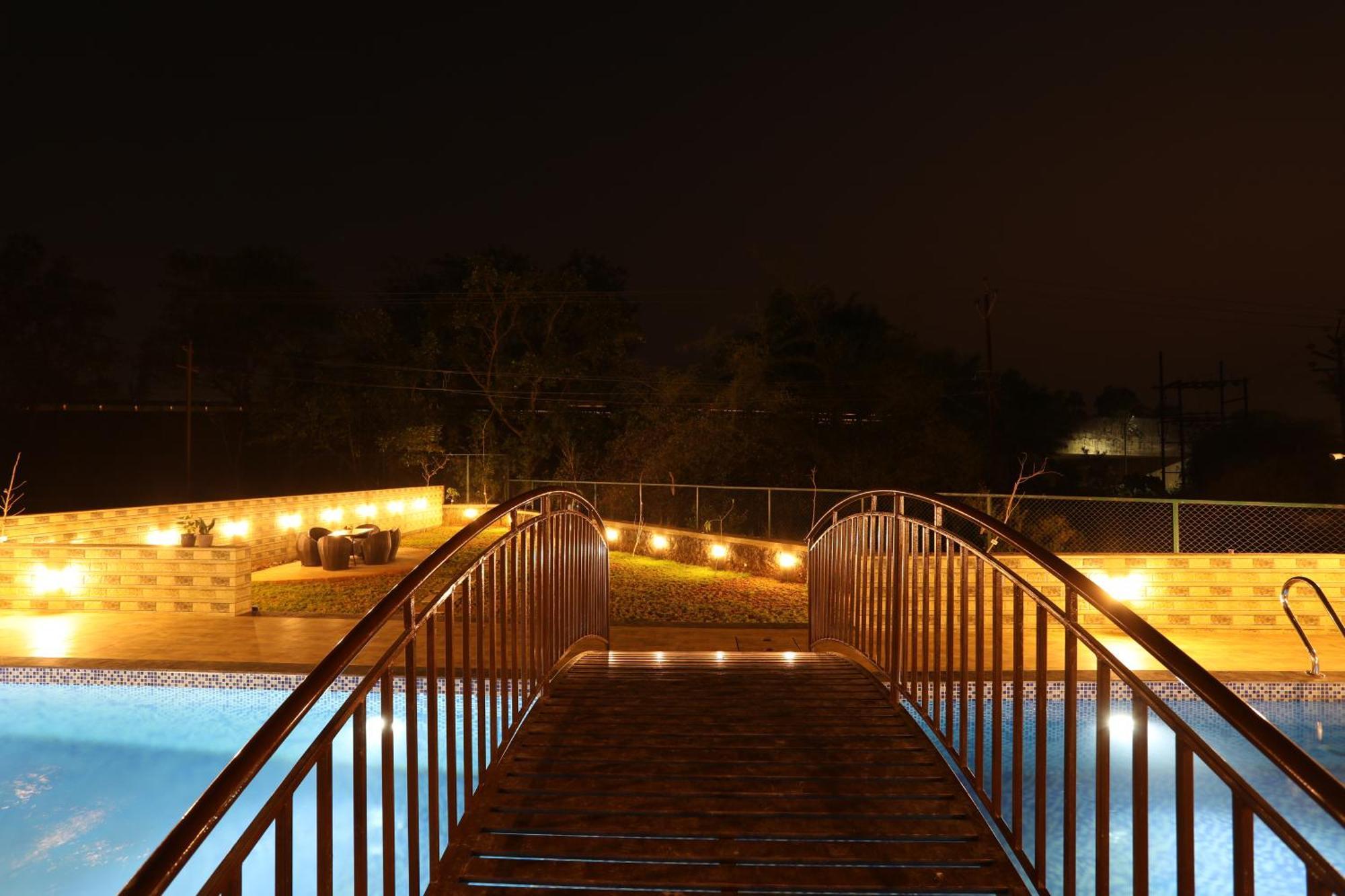 ロナバラ Casa Lolaヴィラ エクステリア 写真
